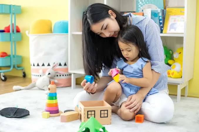 Pentingnya Melatih Kemandirian Anak untuk Merapikan Mainannya Sendiri